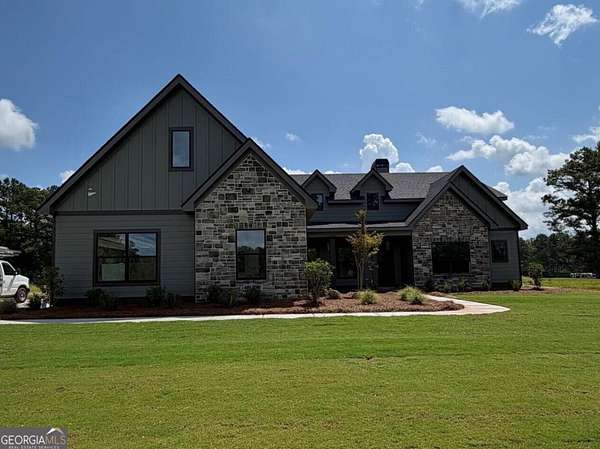 3.19 Acres of Land with Home for Sale in Williamson, Georgia