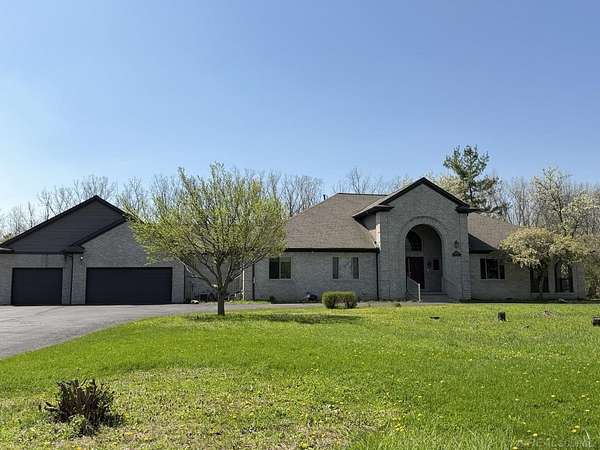 6.5 Acres of Land with Home for Sale in Southfield, Michigan
