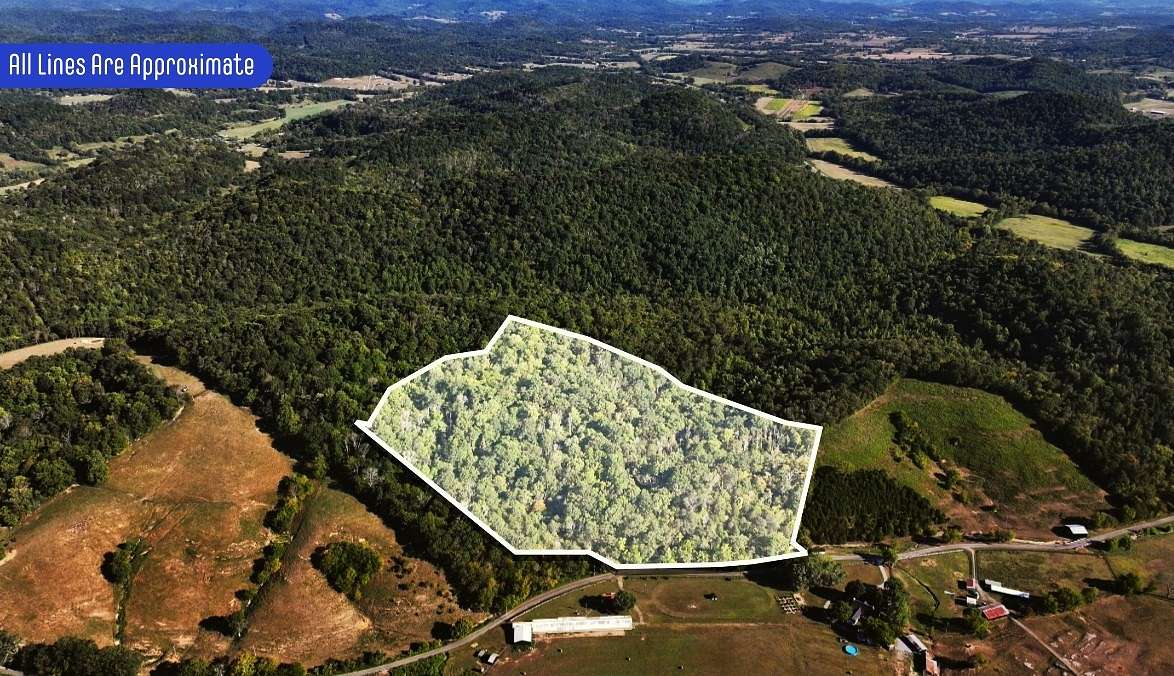 20.1 Acres of Recreational & Residential Land for Sale in Lafayette, Tennessee