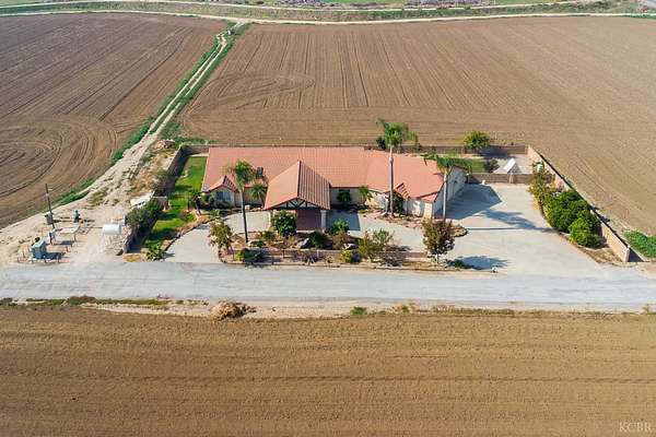 77.4 Acres of Agricultural & Residential Land for Sale in Hanford, California