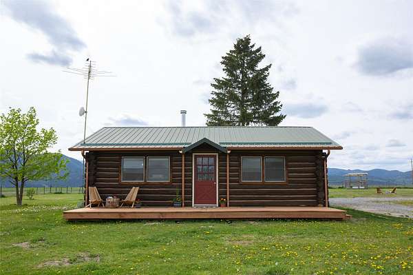 4.6 Acres of Land with Home for Sale in Missoula, Montana