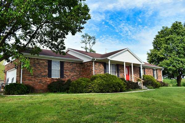 10 Acres of Land with Home for Sale in Winchester, Kentucky