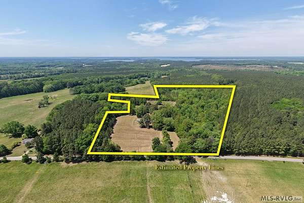 20.7 Acres of Land with Home for Sale in Boydton, Virginia