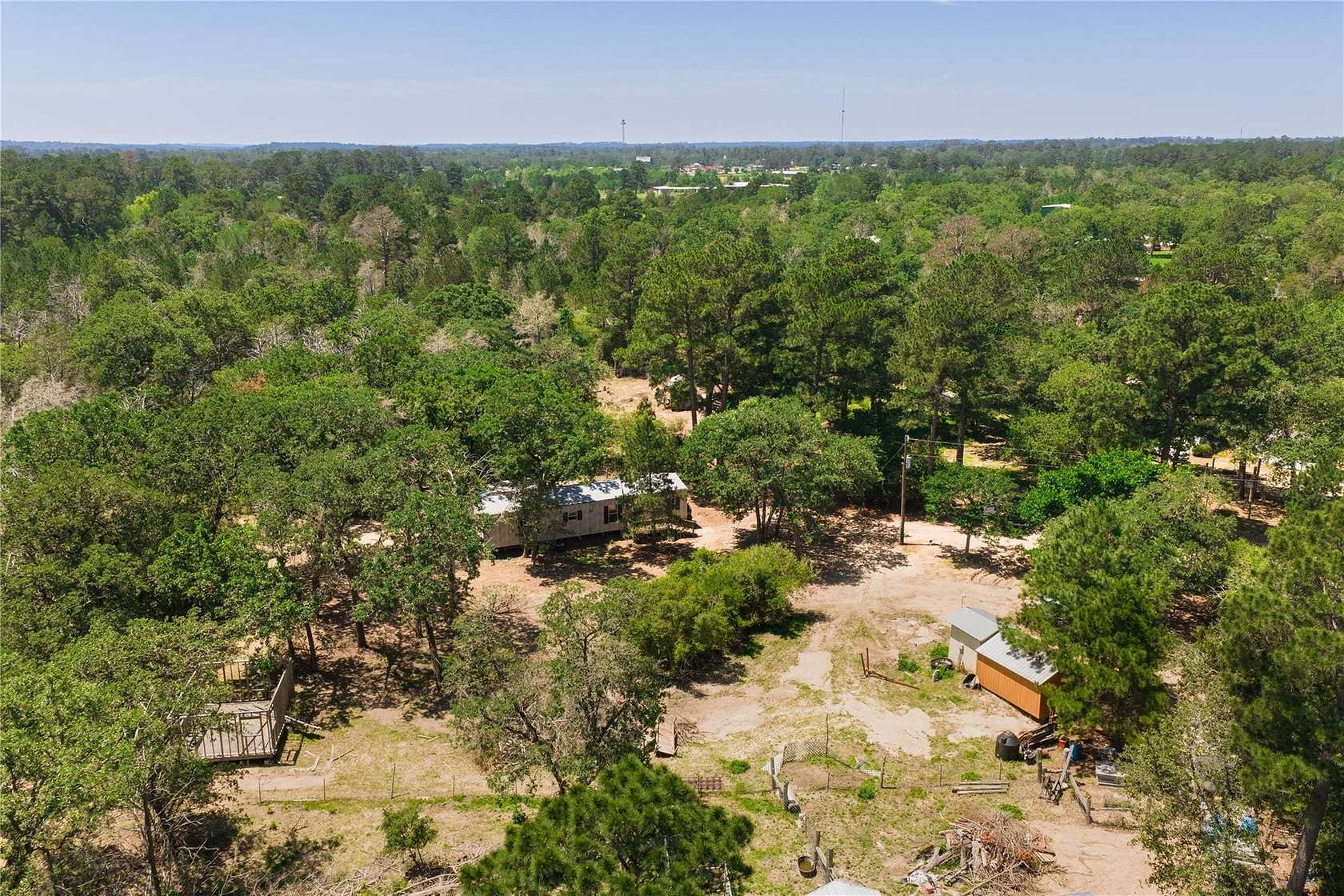 13 Acres of Land with Home for Sale in Paige, Texas