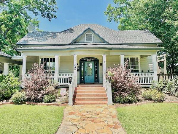 20 Acres of Land with Home for Sale in Center, Texas