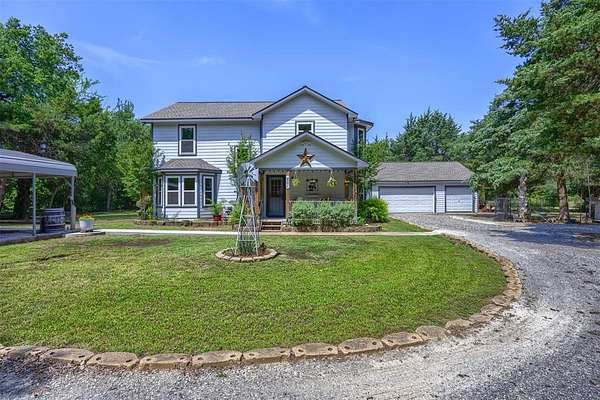 5.53 Acres of Land with Home for Sale in Van Alstyne, Texas
