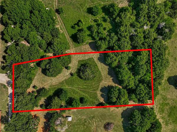 1 Acre of Residential Land for Sale in Aubrey, Texas