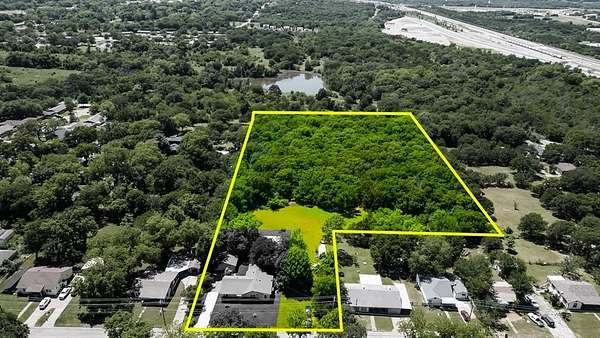 4.8 Acres of Improved Mixed-Use Land for Sale in Denison, Texas