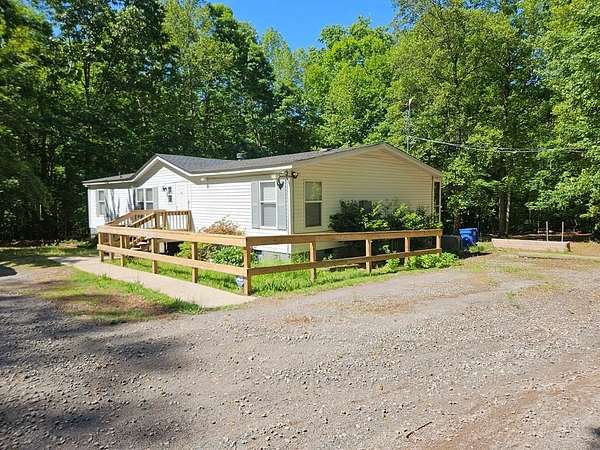 10 Acres of Land with Home for Sale in Dillwyn, Virginia