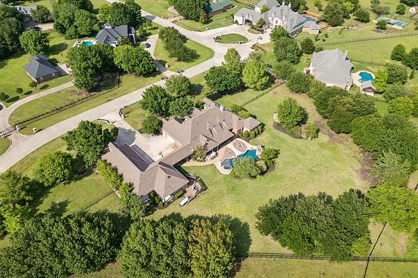 2 Acres of Land with Home for Sale in Lucas, Texas