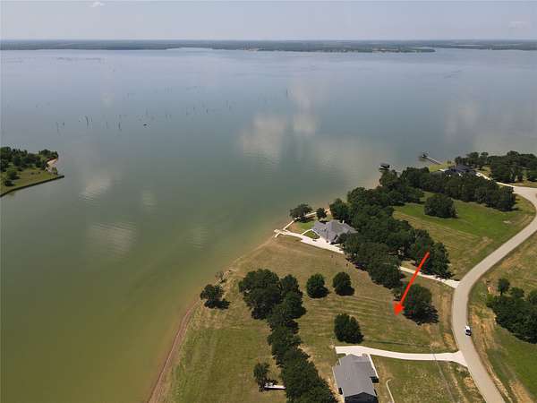 1 Acre of Residential Land for Sale in Streetman, Texas