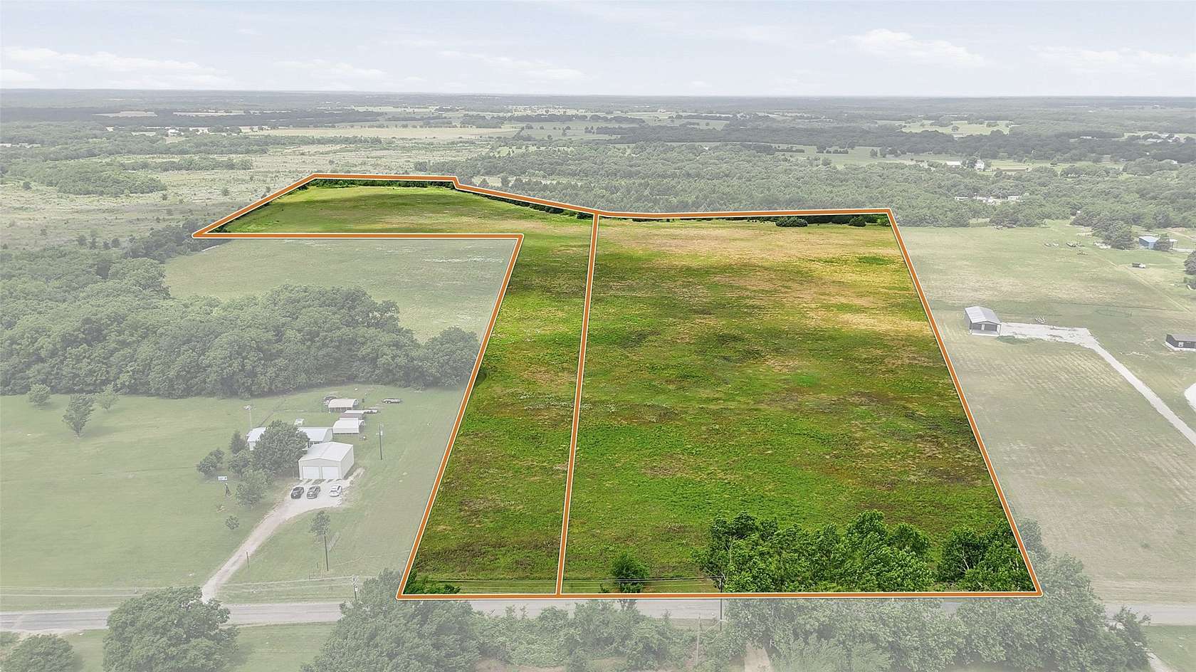 30 Acres of Land for Sale in Whitesboro, Texas
