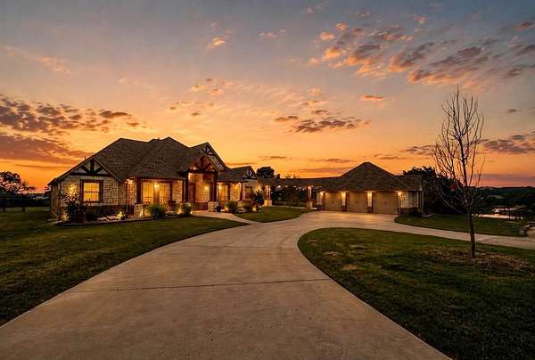 5.24 Acres of Land with Home for Sale in Weatherford, Texas