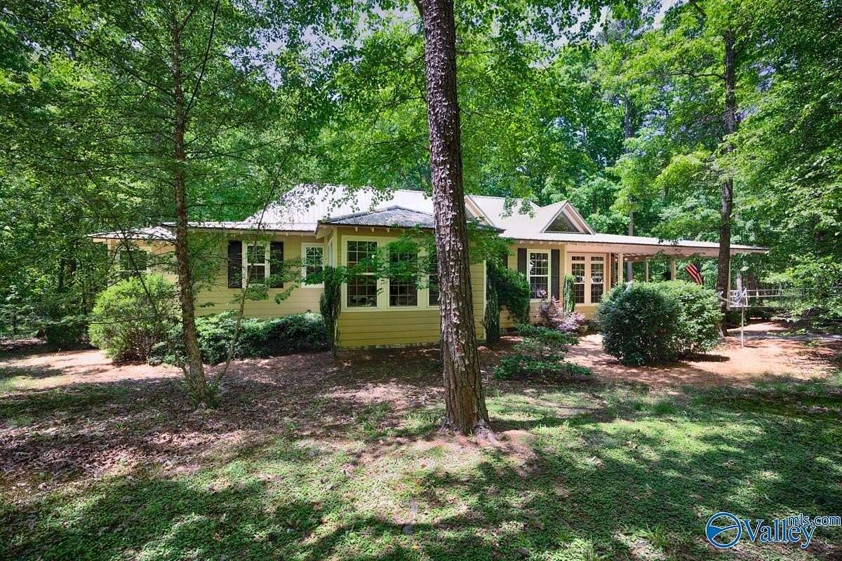 3.13 Acres of Land with Home for Sale in Mentone, Alabama
