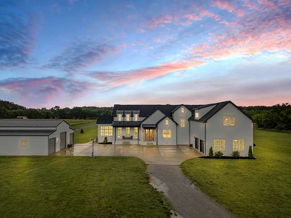 6.2 Acres of Land with Home for Sale in Springfield, Tennessee