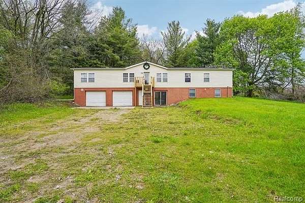 2.89 Acres of Land with Home for Sale in North Branch Township, Michigan