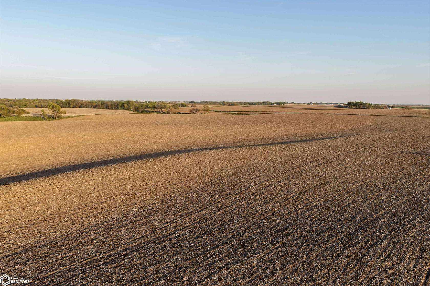 137 Acres of Agricultural Land for Sale in Reasnor, Iowa