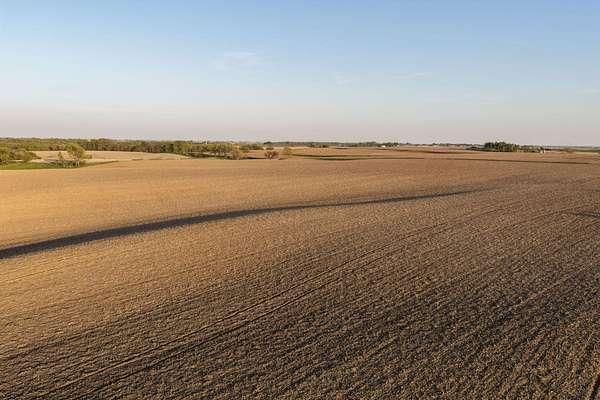 137 Acres of Land for Auction in Reasnor, Iowa