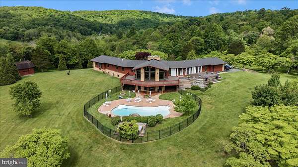 5 Acres of Land with Home for Sale in Middletown, Maryland