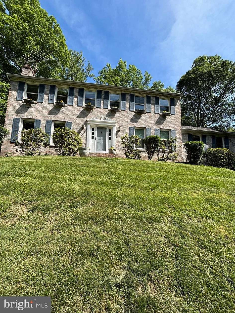 2.1 Acres of Land with Home for Sale in Manassas, Virginia