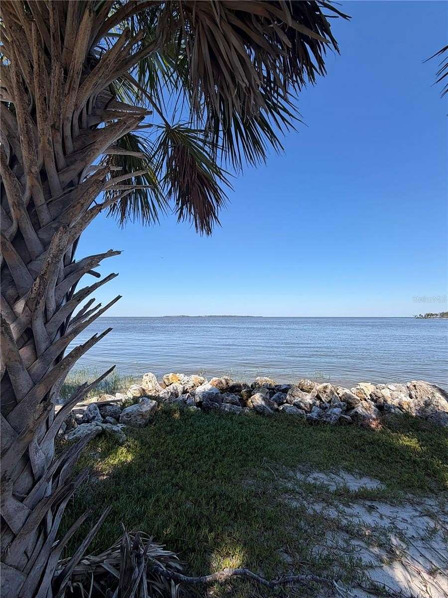 0.89 Acres of Residential Land for Sale in Cedar Key, Florida