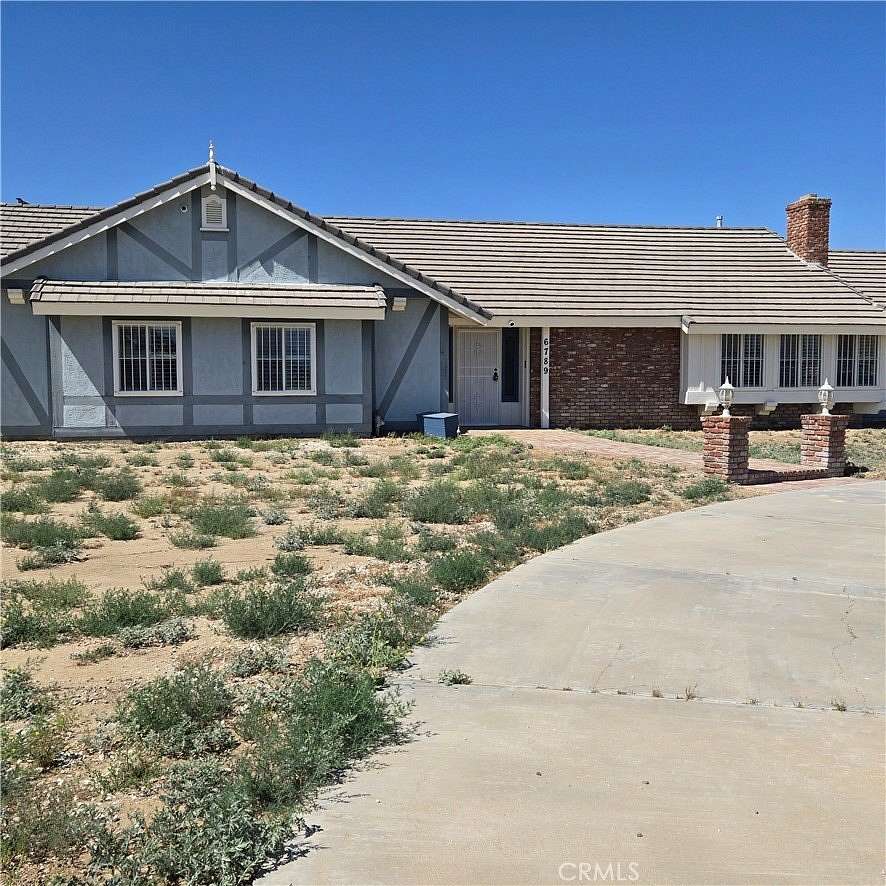 2.2 Acres of Land with Home for Sale in Rosamond, California