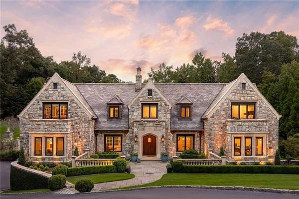 2.15 Acres of Land with Home for Sale in Atlanta, Georgia