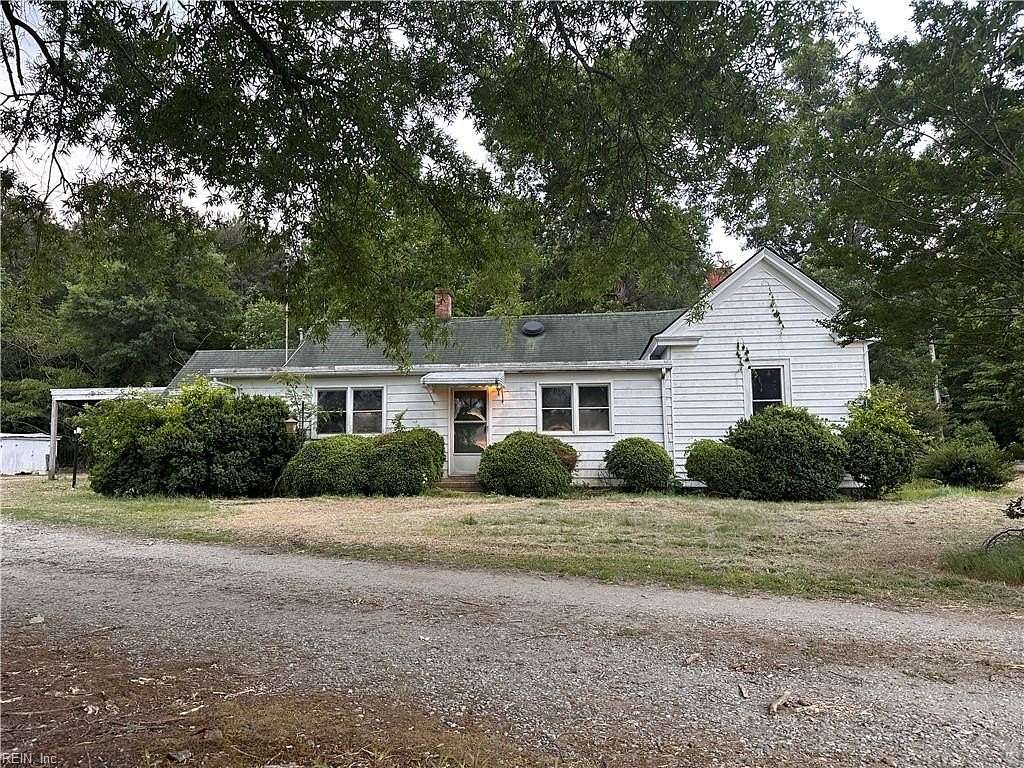 3 Acres of Land with Home for Sale in Elberon, Virginia