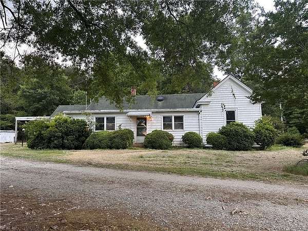 3 Acres of Land with Home for Sale in Elberon, Virginia