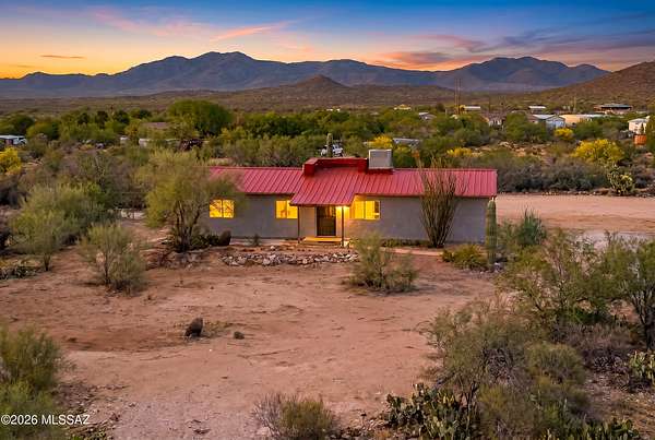 2.5 Acres of Land with Home for Sale in Saddle Brooke, Arizona
