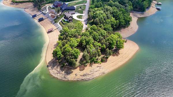 2.1 Acres of Residential Land for Sale in Dandridge, Tennessee
