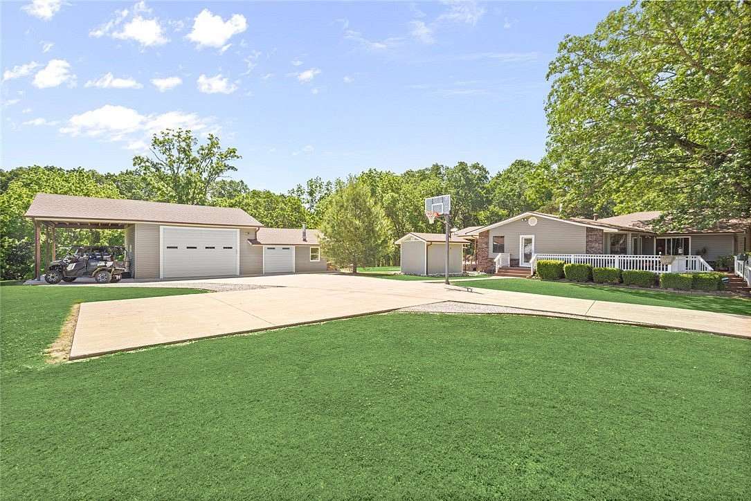 4 Acres of Land with Home for Sale in Bentonville, Arkansas
