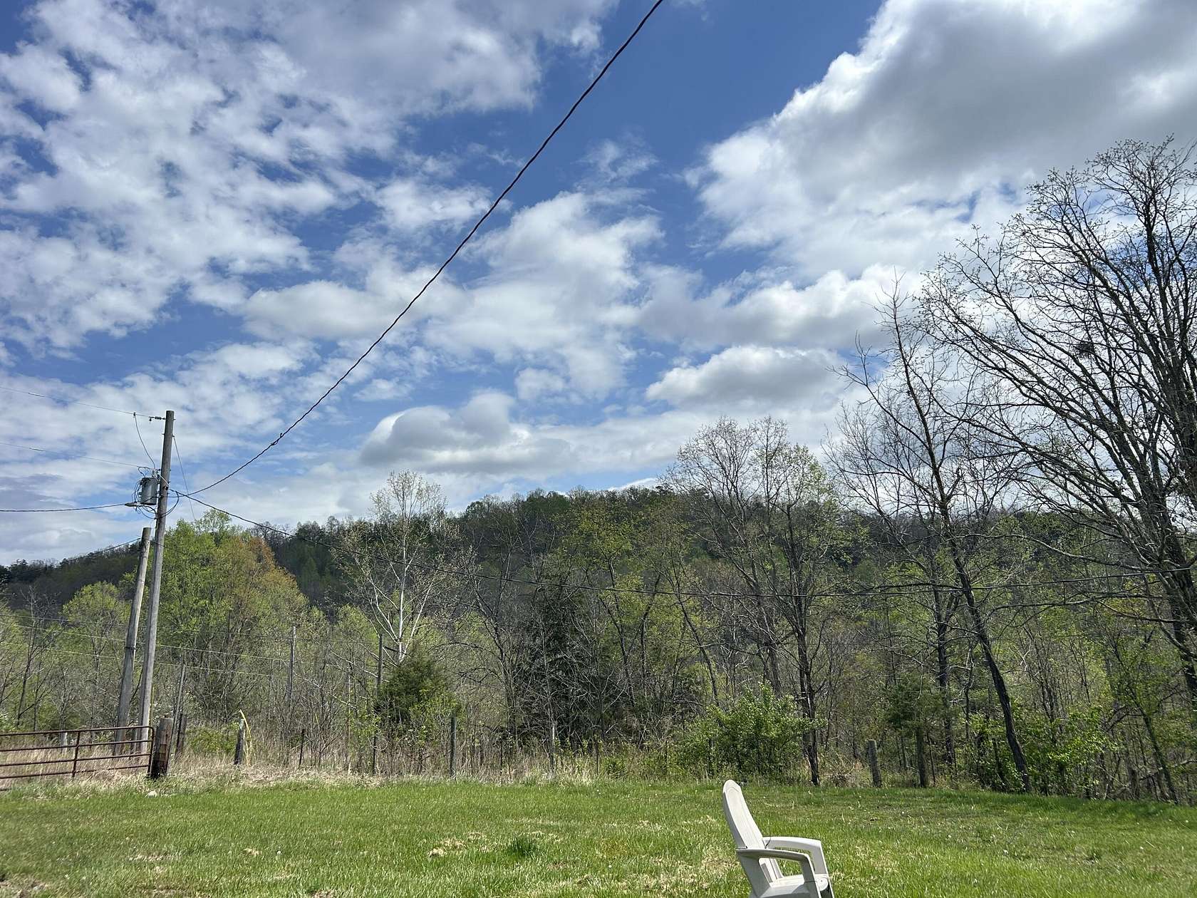 9.82 Acres of Land with Home for Sale in Orlando, Kentucky