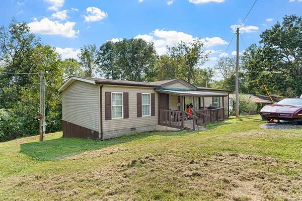 9.82 Acres of Land with Home for Sale in Orlando, Kentucky