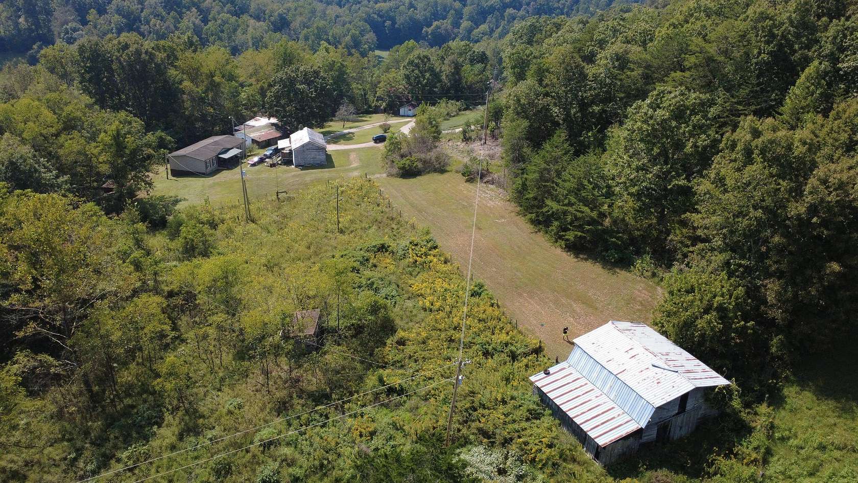 9.82 Acres of Land with Home for Sale in Orlando, Kentucky