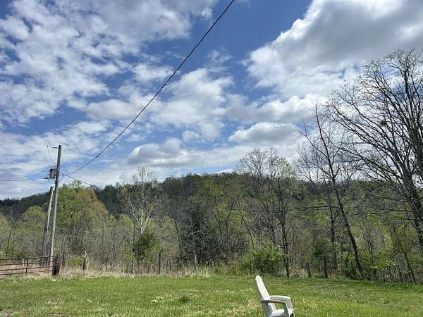 9.82 Acres of Land with Home for Sale in Orlando, Kentucky
