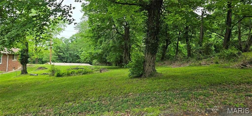 0.5 Acres of Residential Land for Sale in Belleville, Illinois