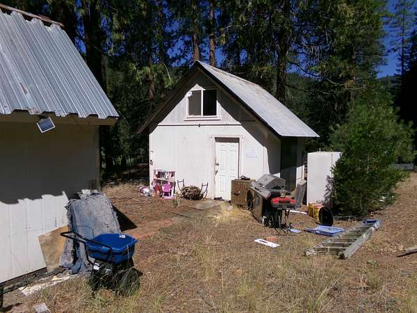 21.4 Acres of Recreational Land for Sale in Fort Jones, California