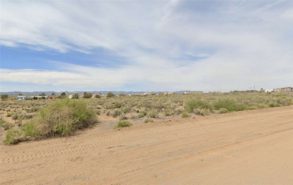 1.17 Acres of Residential Land for Sale in Golden Valley, Arizona