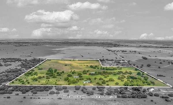 40 Acres of Land with Home for Sale in Clifton, Texas