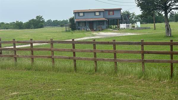 10 Acres of Improved Mixed-Use Land for Sale in Mexia, Texas