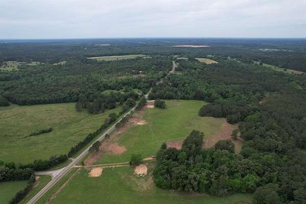 17.1 Acres of Land for Sale in Henderson, Texas