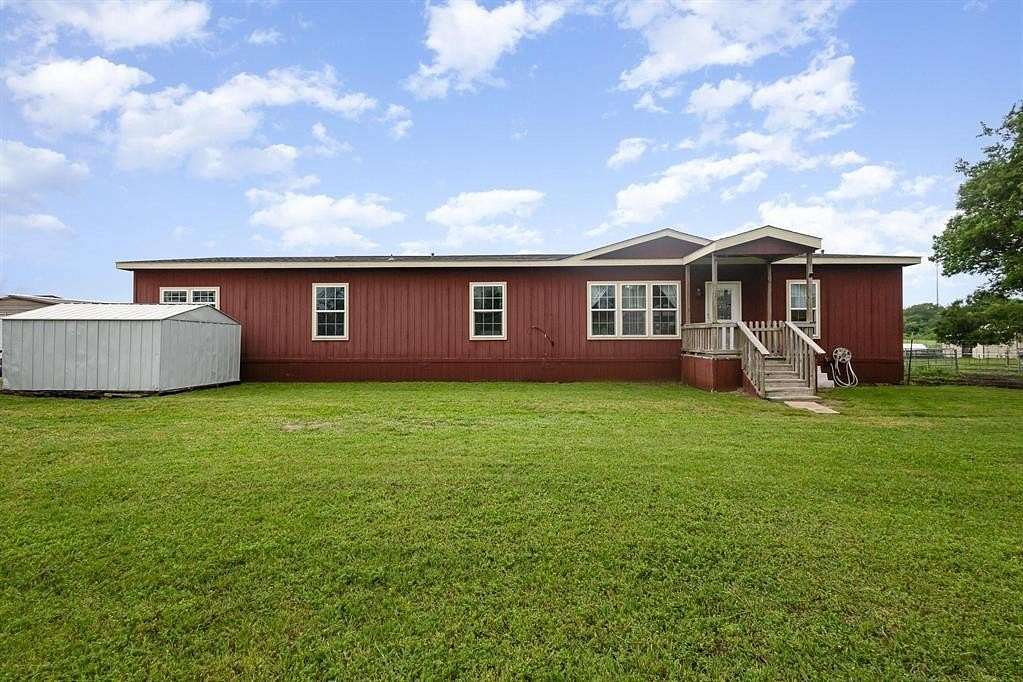 2.9 Acres of Land with Home for Lease in McKinney, Texas