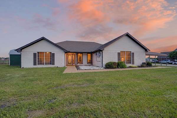 3.29 Acres of Land with Home for Sale in Farmersville, Texas
