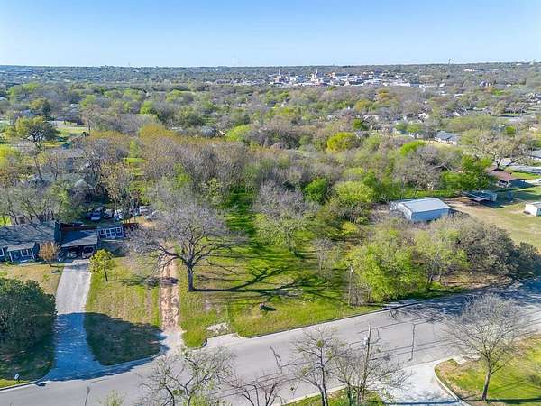 1.33 Acres of Land for Sale in Weatherford, Texas
