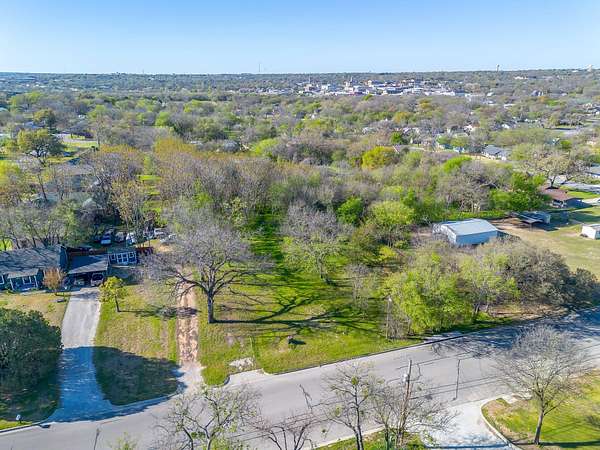 1.33 Acres of Land for Sale in Weatherford, Texas
