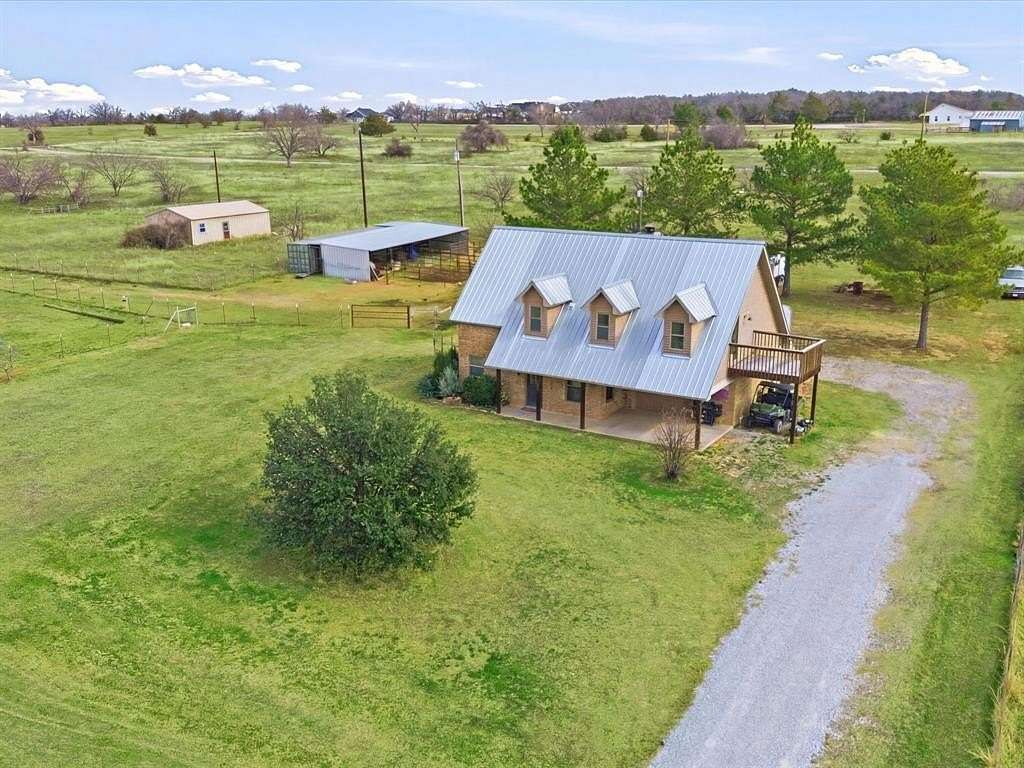 4.7 Acres of Land with Home for Sale in Bridgeport, Texas