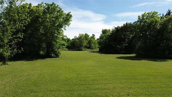 2.47 Acres of Residential Land for Sale in DeSoto, Texas