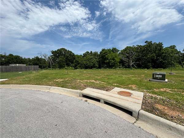 0.41 Acres of Residential Land for Sale in Gentry, Arkansas
