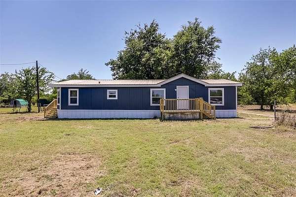 2.75 Acres of Land with Home for Sale in Kaufman, Texas